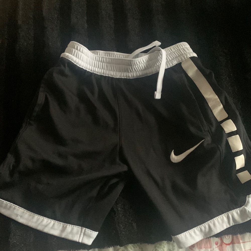 Nike adjustable dry fit shorts, size 5-6 years, black and white, good condition